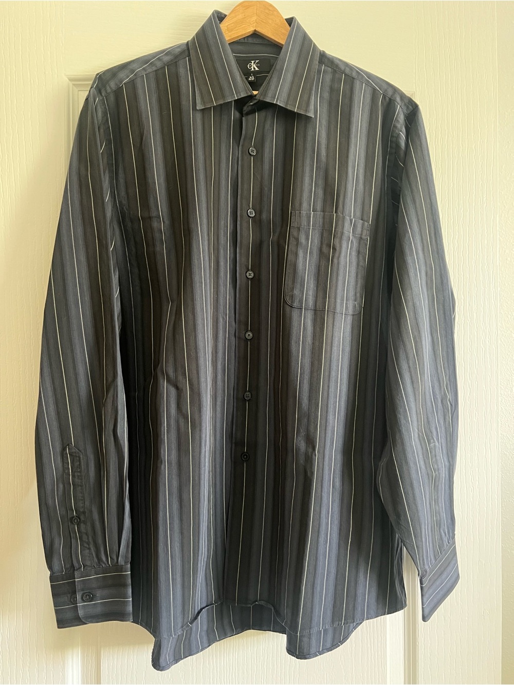 Calvin Klein Men's Black and Gray Vertical Stripe Dress Shirt